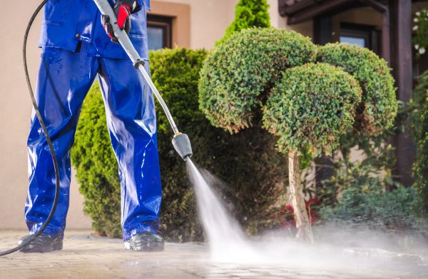 Driveway Cleaning in Johnson City
