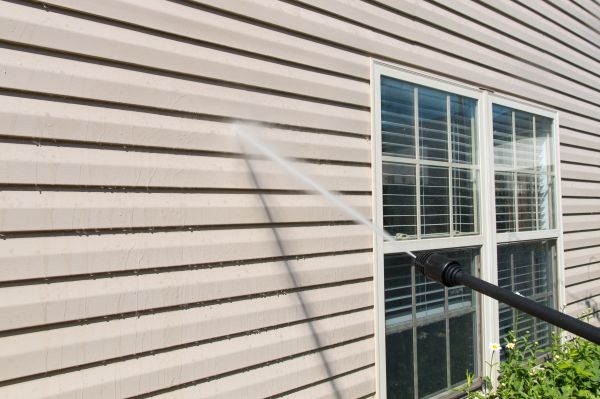 Pressure Washing in Johnson City