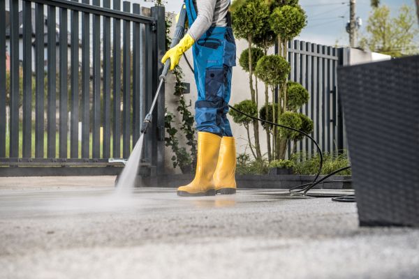 Driveway Power Washing in Johnson City