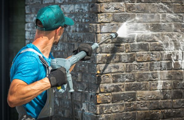 Cost of Brick Wall Cleaning in Johnson City