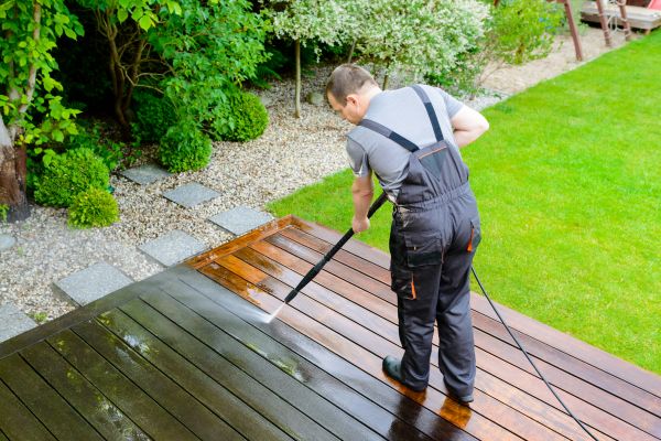 Cost of Deck And Patio Cleaning in Johnson City