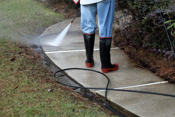 Sidewalk Pressure Cleaning in Johnson City
