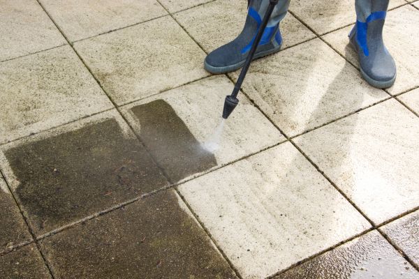 Cost of Outdoor Concrete Cleaning in Johnson City